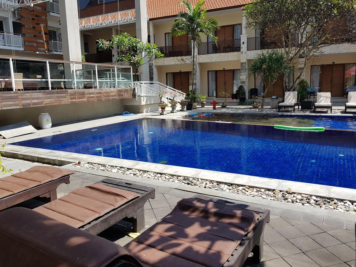 New Garden View Resort Legian Exteriör bild