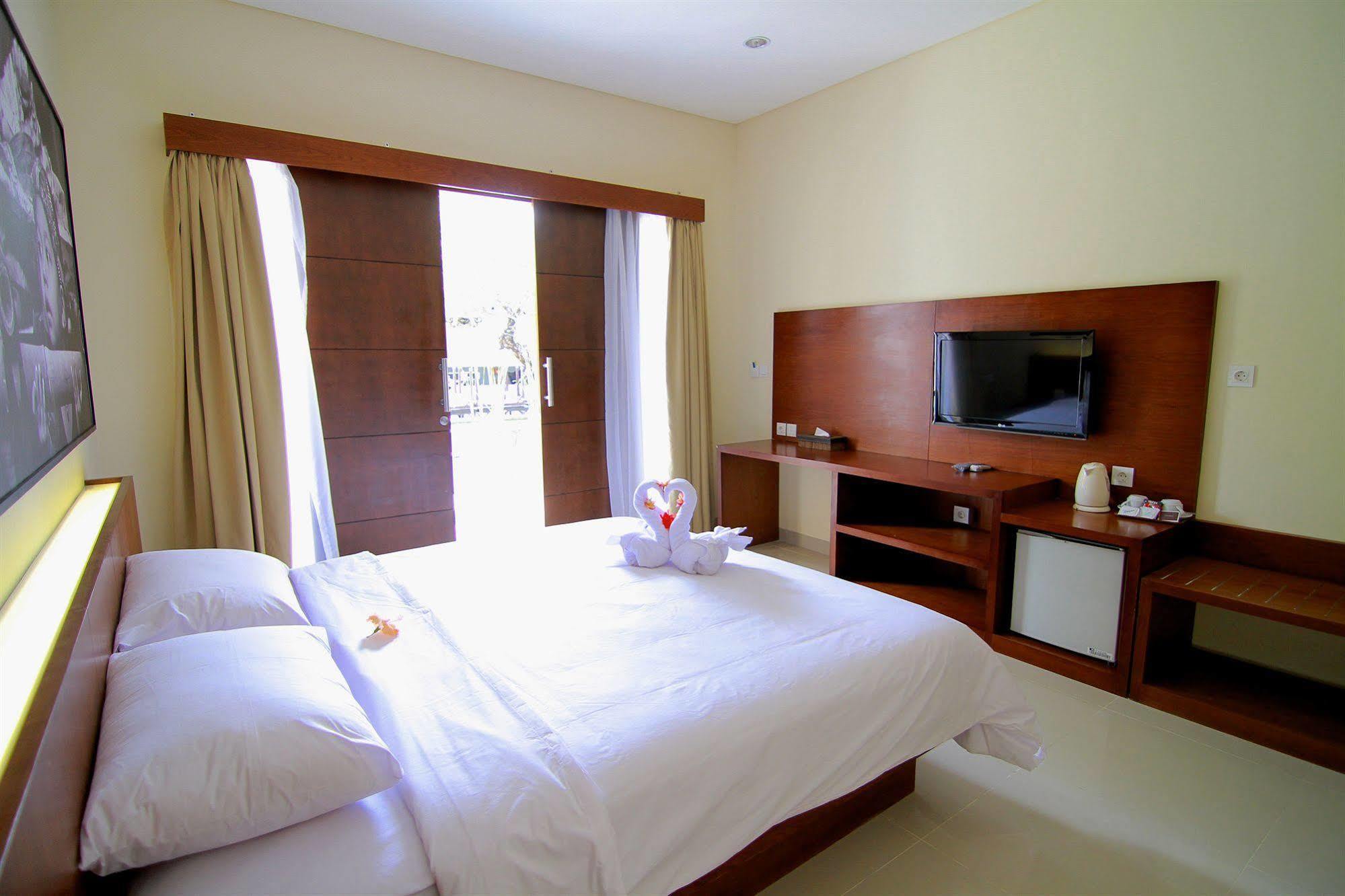 New Garden View Resort Legian Exteriör bild